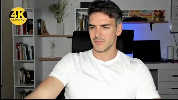 hot_martin25 squirt Webcam SHOW @ Chaturbate 04-01-2025