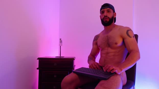 max_xl_ Webcam Webcam SHOW @ Chaturbate 04-01-2025