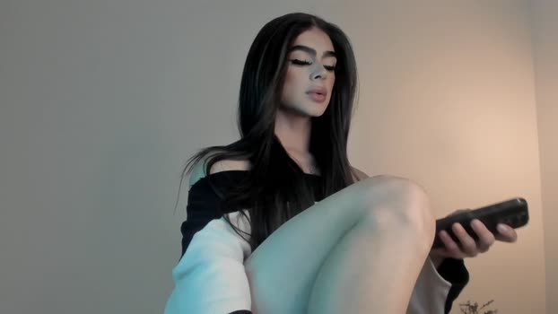 sweetest_bella spanking Webcam SHOW @ Chaturbate 04-01-2025