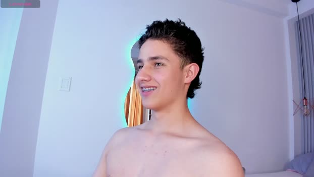 theohawke_ suck Webcam SHOW @ Chaturbate 04-01-2025