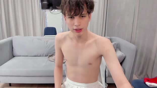 your_shy_guy naughty Webcam SHOW @ Chaturbate 04-01-2025