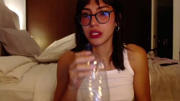 cutiepiemiu naked Webcam SHOW @ Chaturbate 06-01-2025