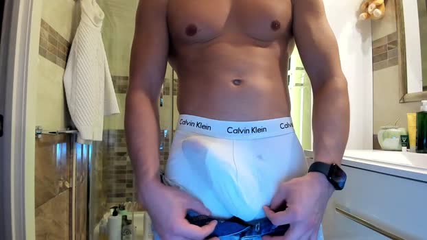 athleticloganx Topless Webcam SHOW @ Chaturbate 08-01-2025