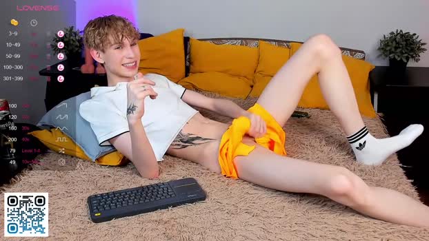 ruiben_ Ass Webcam SHOW @ Chaturbate 08-01-2025