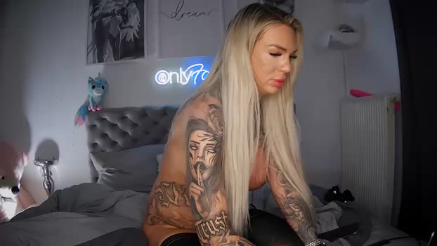 tsmiadeluxxe big Webcam SHOW @ Chaturbate 08-01-2025