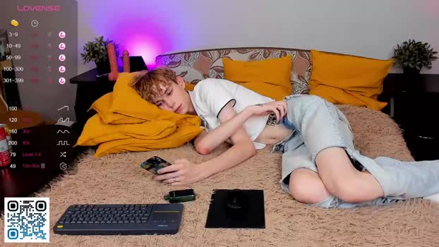 ruiben_ sexyfeet Webcam SHOW @ Chaturbate 10-01-2025