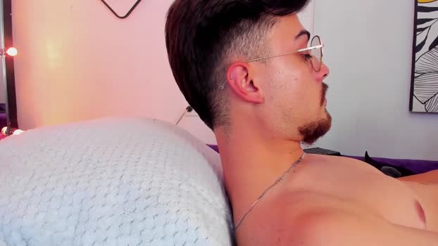 salomon_jax analtoy Webcam SHOW @ Chaturbate 09-01-2025