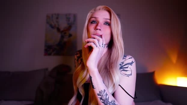 twiinkie_pie play Webcam SHOW @ Chaturbate 10-01-2025