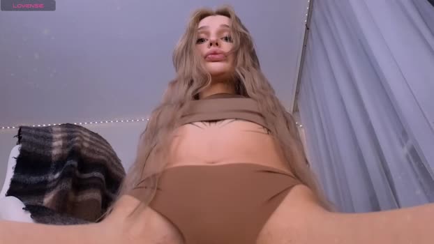 smanuna fingering Webcam SHOW @ Chaturbate 10-01-2025