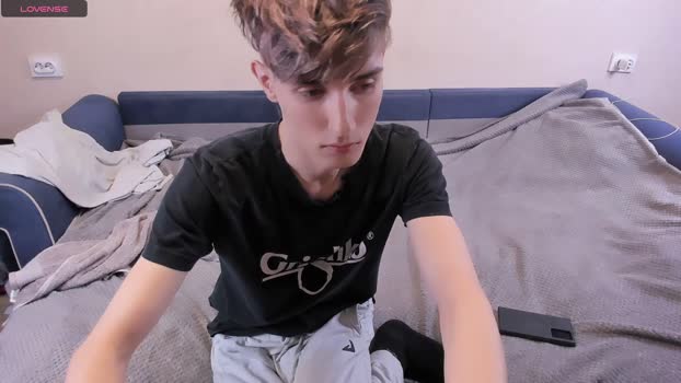 james_mil yummy Webcam SHOW @ Chaturbate 11-01-2025