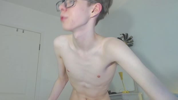 tuz94 Porn Webcam SHOW @ Chaturbate 12-01-2025
