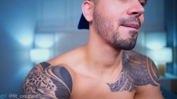 fit_andres09 kissing Webcam SHOW @ Chaturbate 14-01-2025