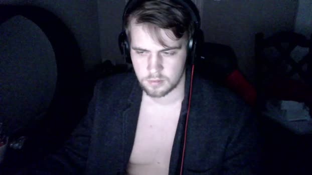 tarus333 suckshow Webcam SHOW @ Chaturbate 16-01-2025
