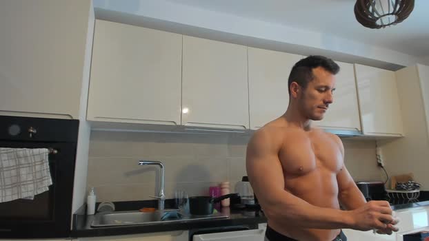 roberto4ever sexyfeet Webcam SHOW @ Chaturbate 21-01-2025