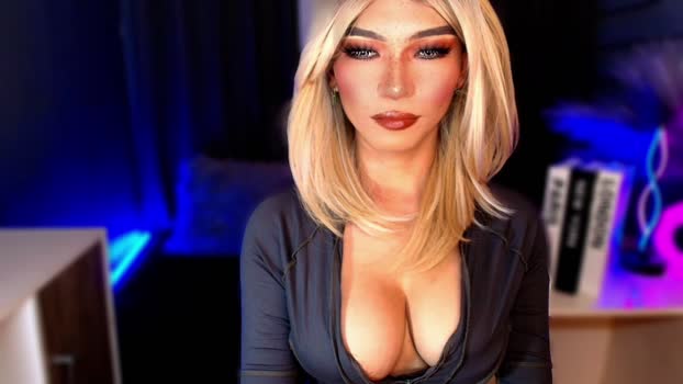 queenslavehunterxxx shemale Webcam SHOW @ Chaturbate 22-01-2025