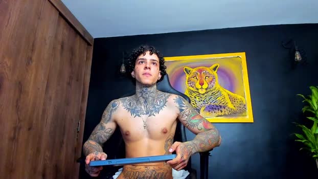 aron_ford fingering Webcam SHOW @ Chaturbate 25-01-2025