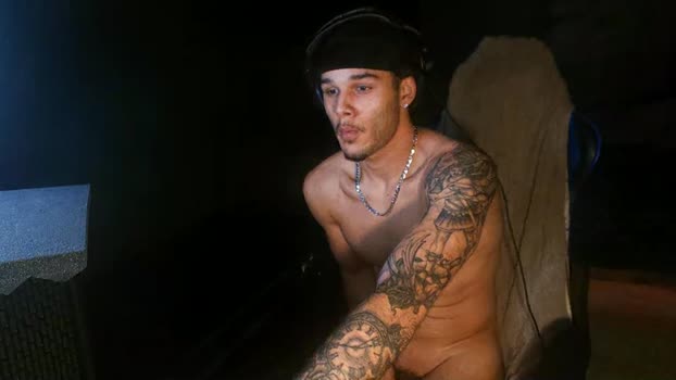 kylewhitedgs big Webcam SHOW @ Chaturbate 25-01-2025