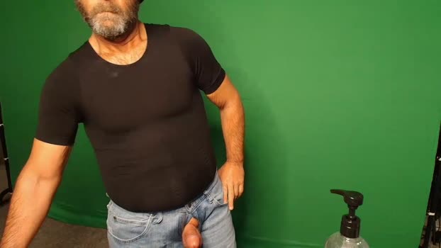 tannedflbeacher Show Webcam SHOW @ Chaturbate 25-01-2025
