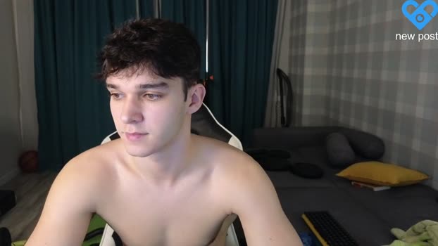 james_friends skinny Webcam SHOW @ Chaturbate 26-01-2025