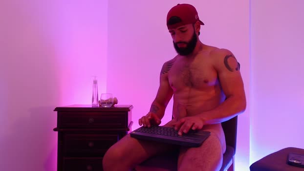 max_xl_ spanking Webcam SHOW @ Chaturbate 25-01-2025