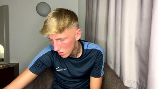 yorkshirelad208 love Webcam SHOW @ Chaturbate 26-01-2025