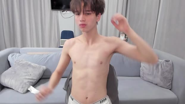 your_shy_guy handsome Webcam SHOW @ Chaturbate 28-01-2025