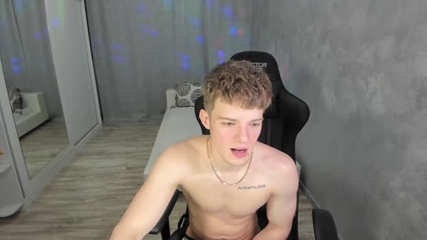 hogrider192 fuckme Webcam SHOW @ Chaturbate 30-01-2025