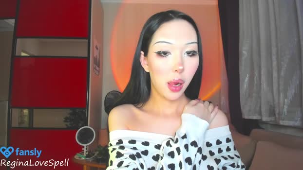 reginainspace Porn Webcam SHOW @ Chaturbate 31-01-2025
