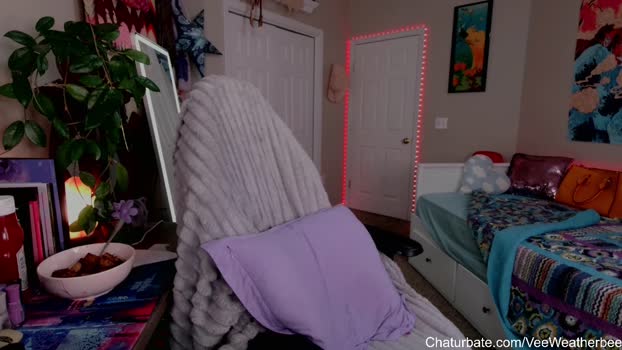 veeweatherbee bigboobs Webcam SHOW @ Chaturbate 31-01-2025