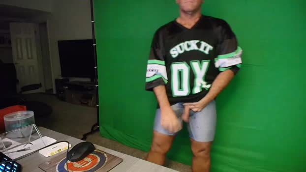 tannedflbeacher bicurious Webcam SHOW @ Chaturbate 01-02-2025