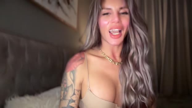 therealqueenkylie striptease Webcam SHOW @ Chaturbate 01-02-2025