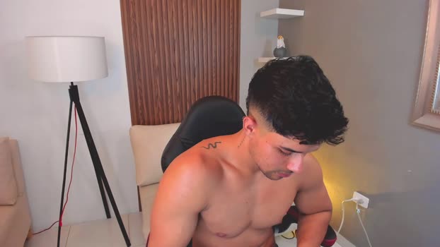 liam_colliins beauty Webcam SHOW @ Chaturbate 02-02-2025