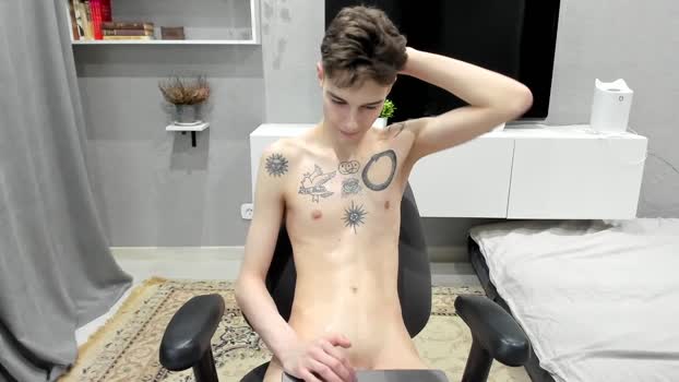 avegothy kinky Webcam SHOW @ Chaturbate 06-02-2025