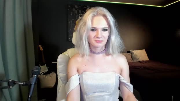 milena_marshmallows kinky Webcam SHOW @ Chaturbate 06-02-2025