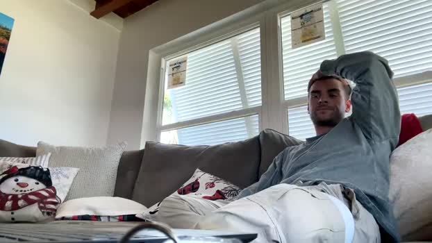 ccmanrivs120 lick Webcam SHOW @ Chaturbate 10-02-2025