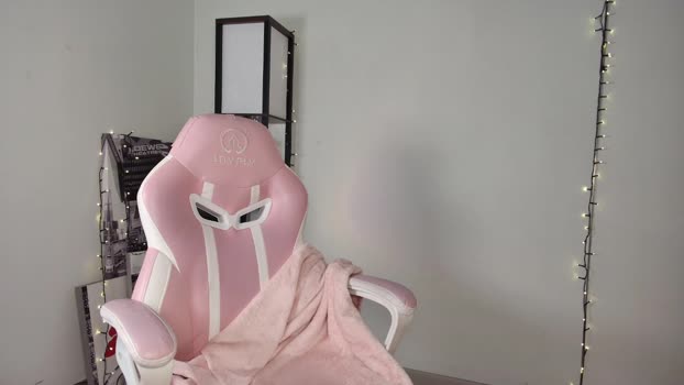 lovelycaroll fuckass Webcam SHOW @ Chaturbate 13-02-2025
