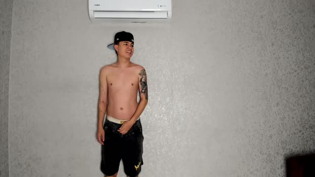 cute_boys18 strip Webcam SHOW @ Chaturbate 17-02-2025