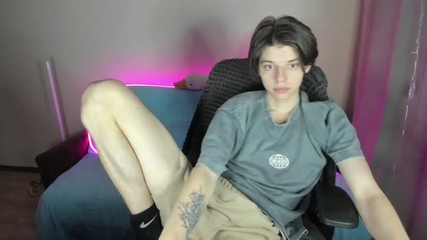 guy_liam1 big Webcam SHOW @ Chaturbate 19-02-2025
