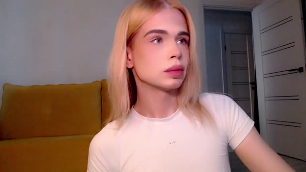 temberli toys Webcam SHOW @ Chaturbate 20-02-2025