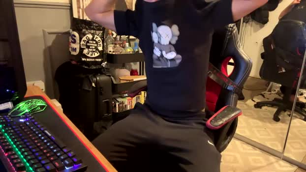 zachbritboy horny Webcam SHOW @ Chaturbate 23-02-2025