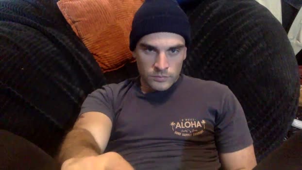 ccmanrivs120 legs Webcam SHOW @ Chaturbate 25-02-2025