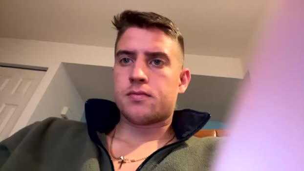 hunghockeydude striptease Webcam SHOW @ Chaturbate 25-02-2025