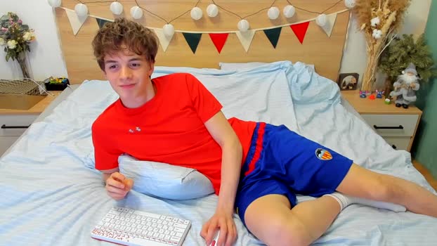 lanny_fandi playtime Webcam SHOW @ Chaturbate 25-02-2025