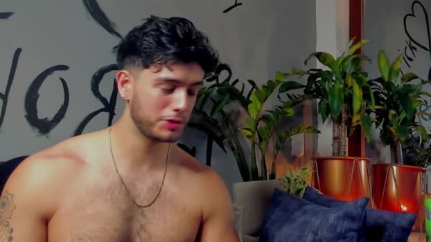 noha_miler bigdick Webcam SHOW @ Chaturbate 01-03-2025
