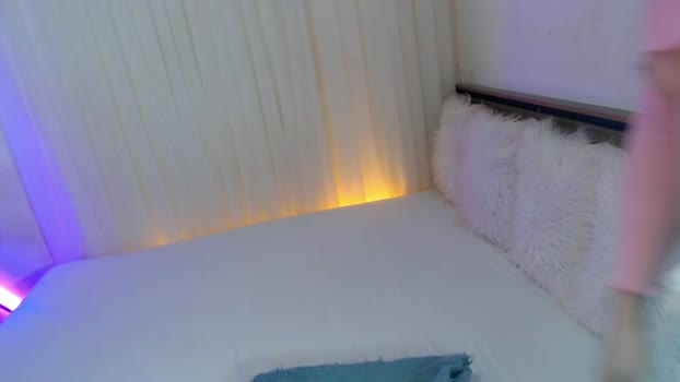 piroulita show Webcam SHOW @ Chaturbate 01-03-2025