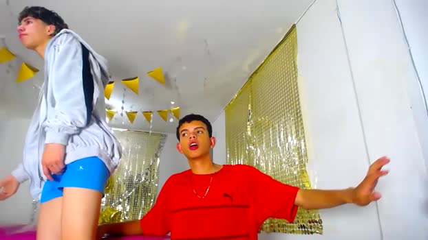 benz_boys Show Webcam SHOW @ Chaturbate 02-03-2025