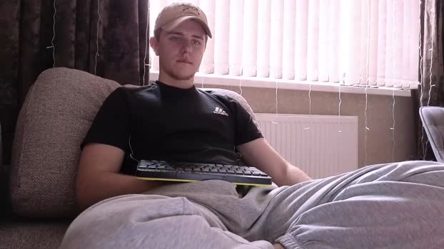 matt_aniston bigballs Webcam SHOW @ Chaturbate 03-03-2025