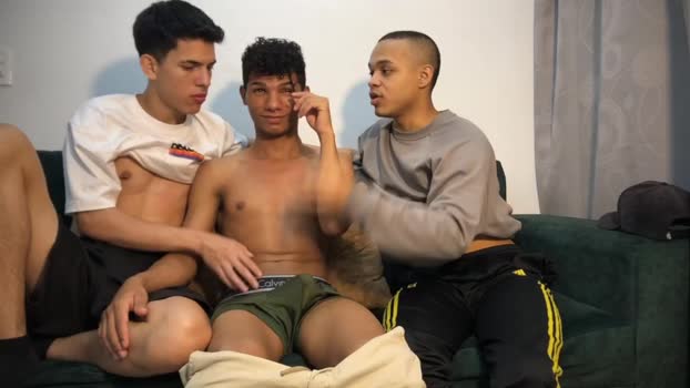 boys_milan love Webcam SHOW @ Chaturbate 04-03-2025