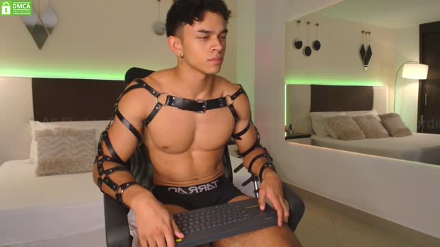 danteestone Video Webcam SHOW @ Chaturbate 04-03-2025
