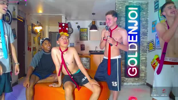 goldenjoi kiss Webcam SHOW @ Chaturbate 03-03-2025